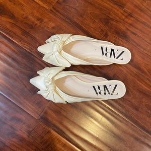 Zara Leather Bow Slipper